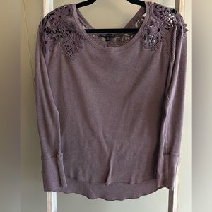 American Eagle Long Sleeve - Size Small